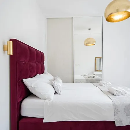 Apartment Dina For 6, Okrug Gornji, Sea View, Pool Trogir